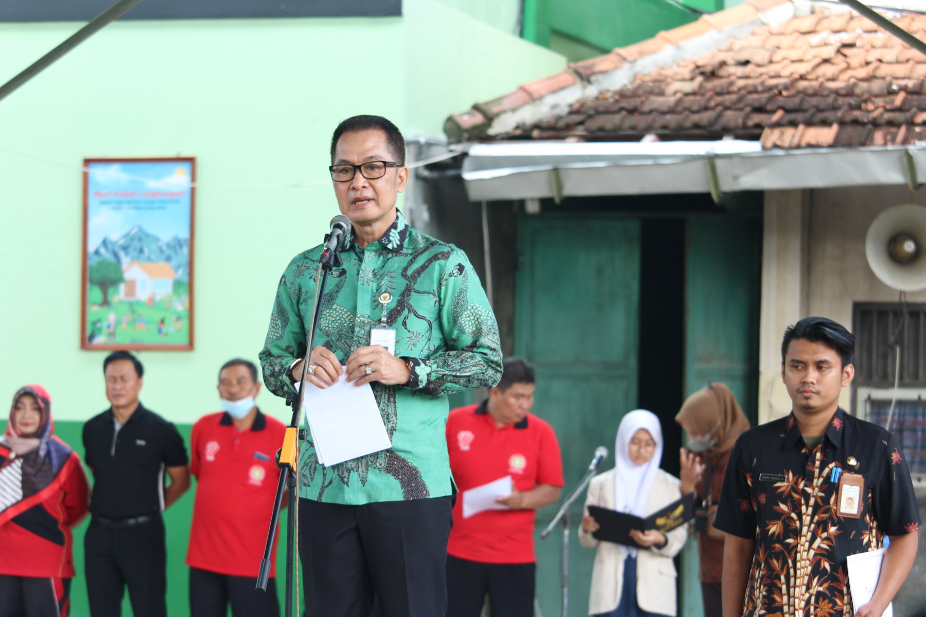MTs N 1 Kudus Menjadi Tuan Rumah dalam Pertandingan Bola Voli