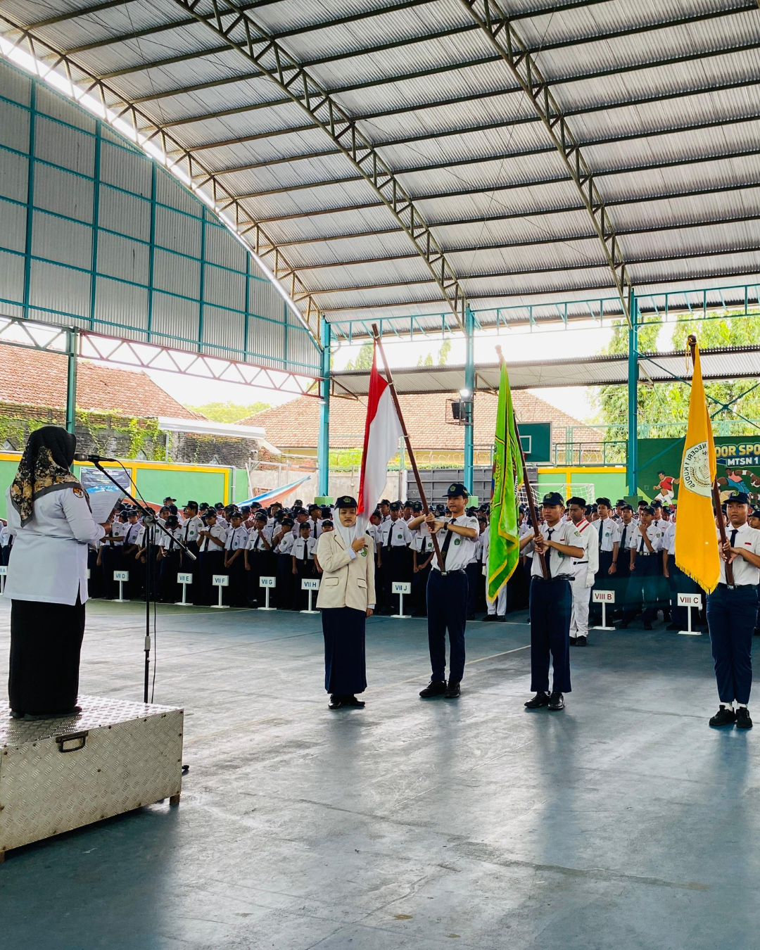 MTsN 1 Kudus Gelar Upacara Bendera dan Pelantikan Pengurus OSIM Periode 2026